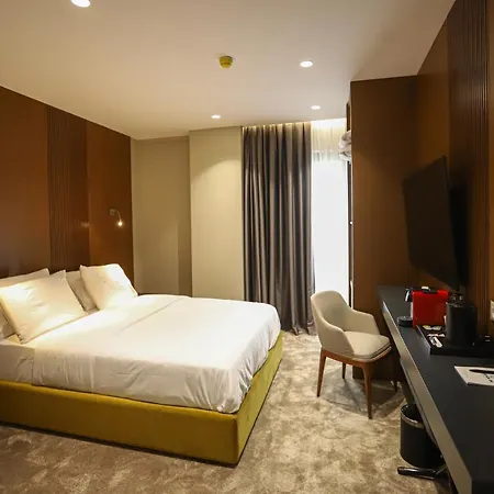 Hotel Urbanin &