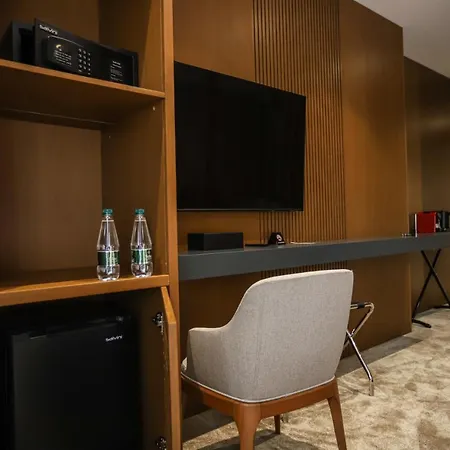 Urbanin & Hotel