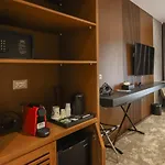 Urbanin & 4* Tirana