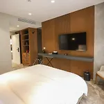 Hotel Urbanin & Tirana